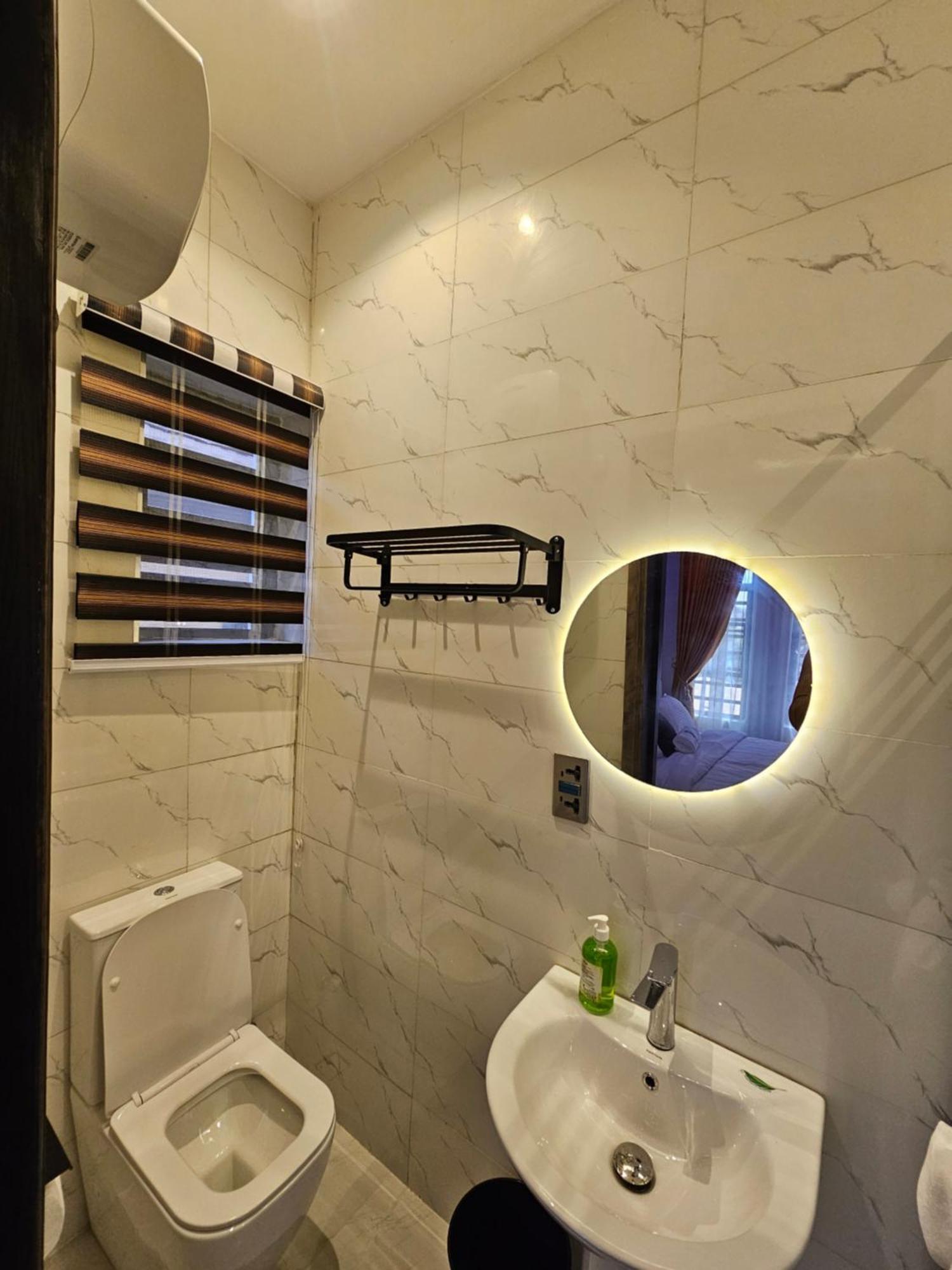 Sapphire Residences By Crystal Magodo Ikeja Exterior foto