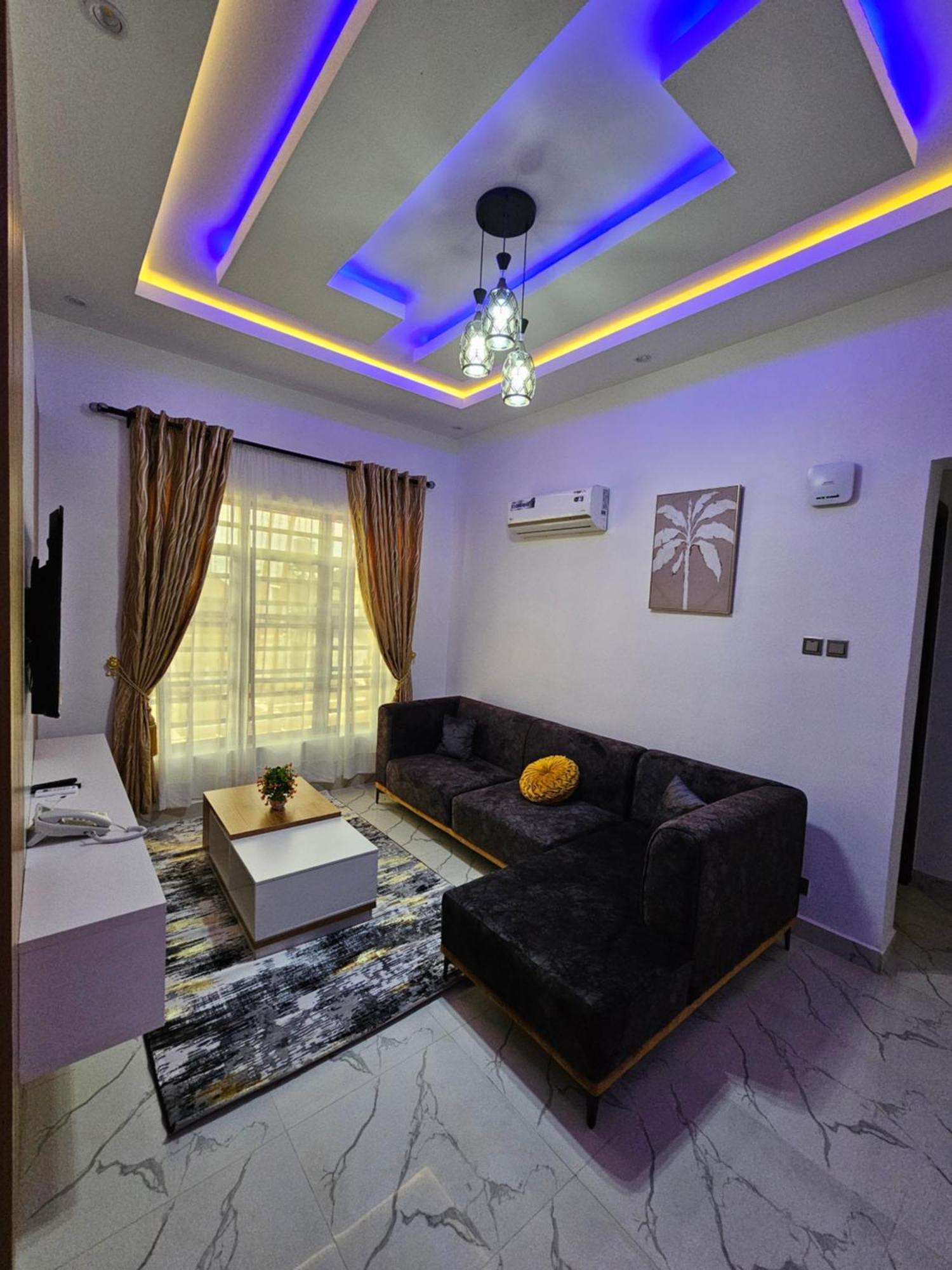 Sapphire Residences By Crystal Magodo Ikeja Exterior foto